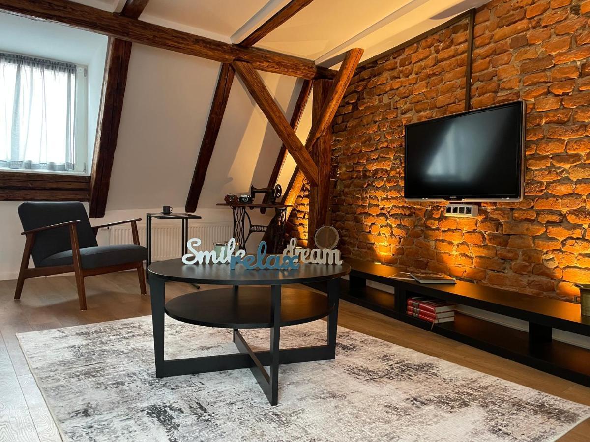 Grich Witch Apartment 萨格勒布 外观 照片
